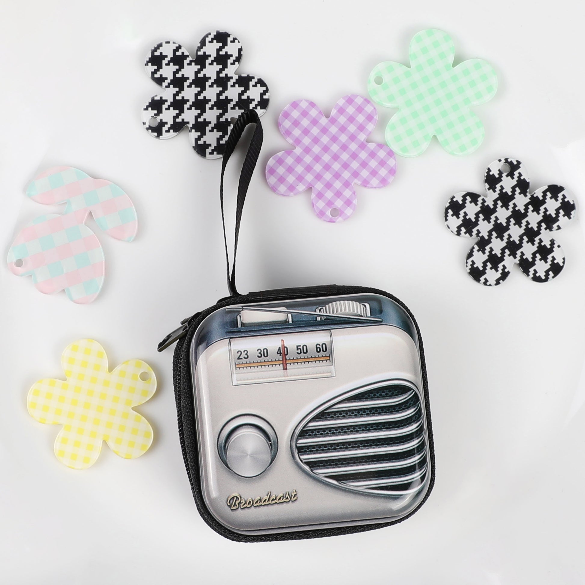 1pc Creative Cute Tinplate Camera Pattern Coin Purse, Vintage Zipper Metal Coin Purse Mini Coin Key Storage Pouch Headphone Holder