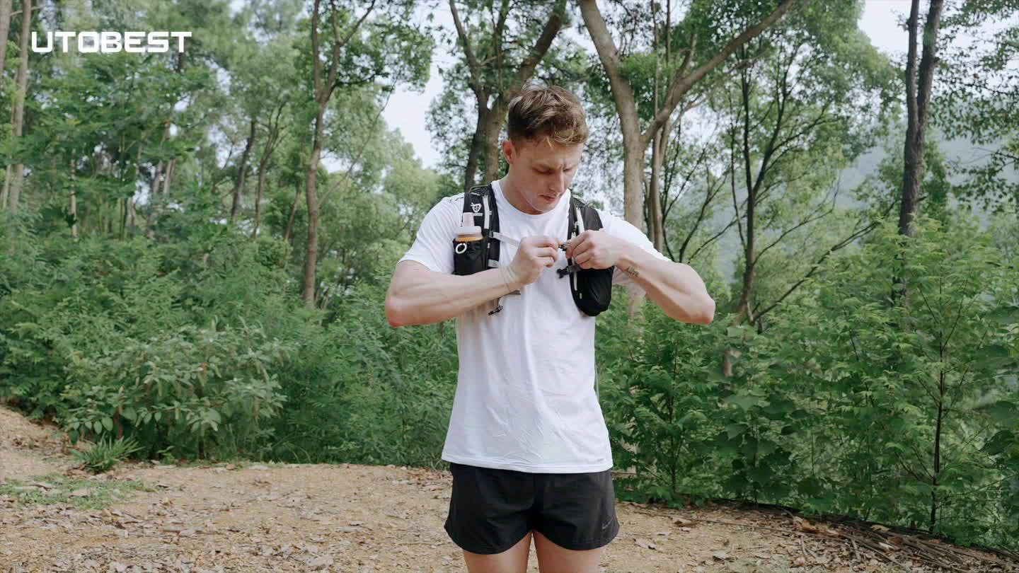 UTOBEST Lightweight Running Vest & Hydration Pack - Ultra-Lightweight Breathable Running Backpack with Hydration System, Adjustable Straps & Zippered Pockets - for