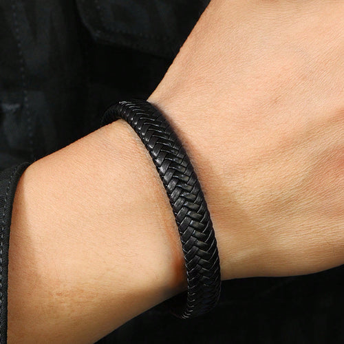 1-Pack Men's Fashion Open Bangle, Sporty Style Faux Leather Woven Bracelet