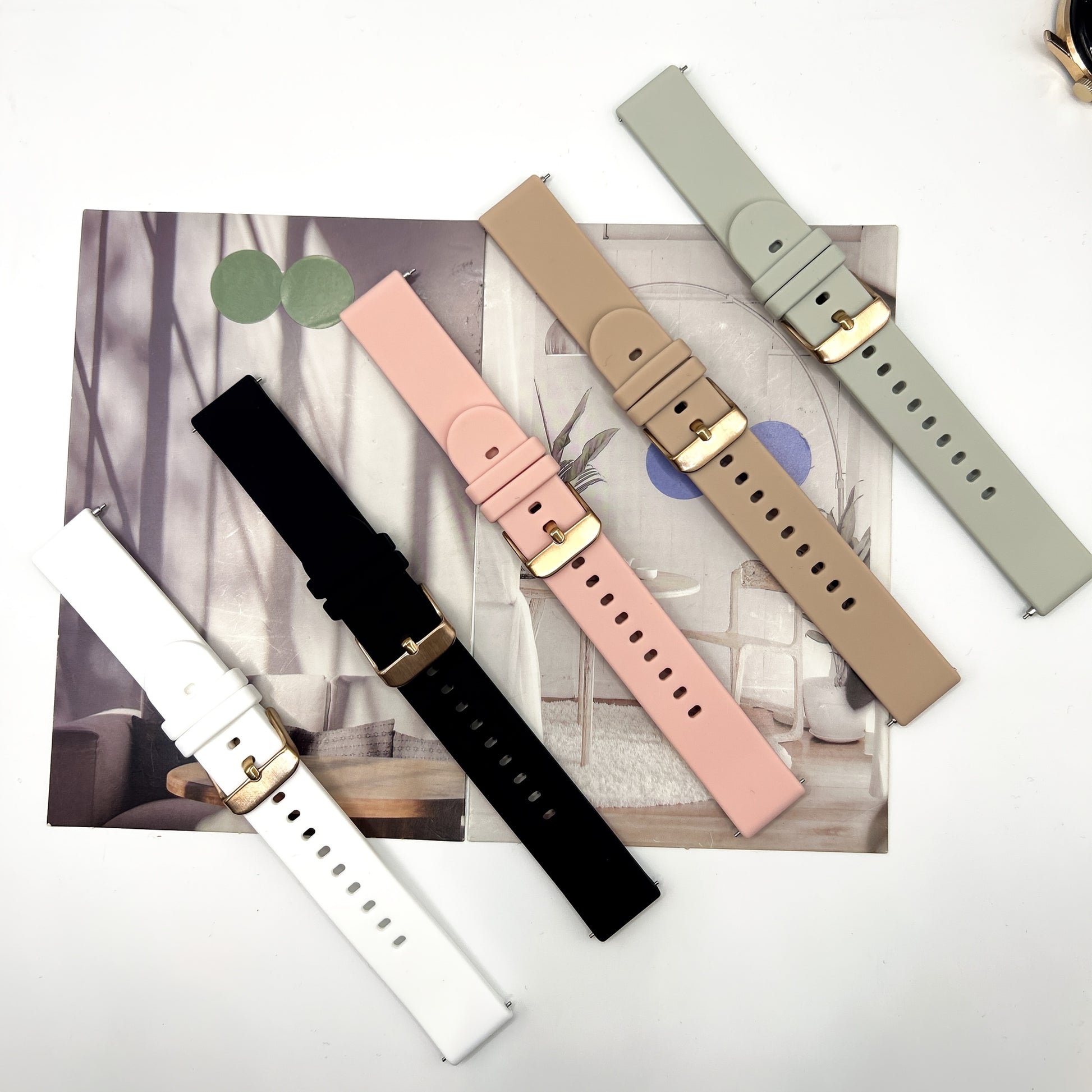 18Mm Silicone Smart Watch Strap, an Elegant Silicone Replacement Band Suitable for Huawei GT5 41Mm, GT4 41Mm, Smart Watch 1, Honor S1, Xiaomi Watch, And Compatible with for garmin Vivomove 3S, Vivoactive 4S, Fossil Gen 4 Q Venture HR.